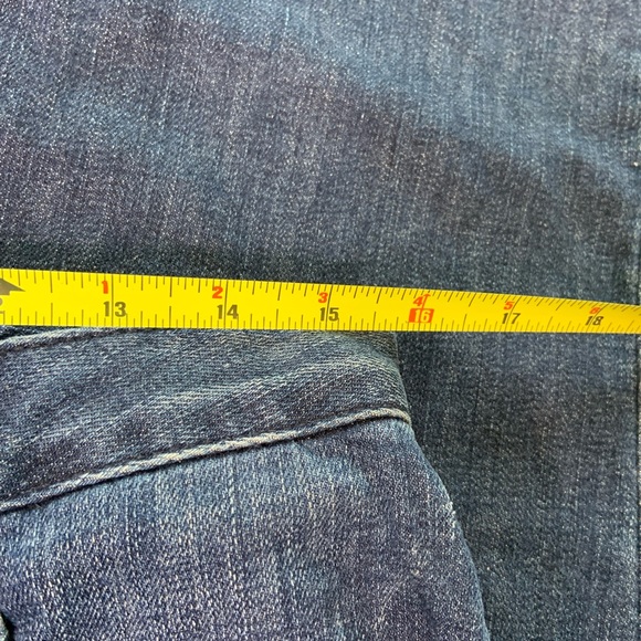 St. John Sport Denim Jeans 10 Short - Picture 5 of 6
